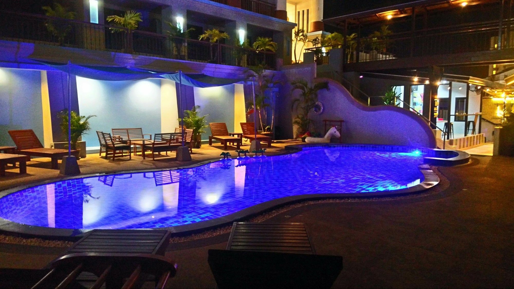 نزل Bodega Phuket Patong (Adults Only) المظهر الخارجي الصورة